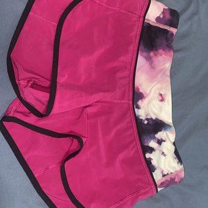 Lululemon Speed Up Low-Rise Lined Short 2.5" SIZE 2
